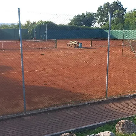 Corte Collina Bilo 28 * Costermano